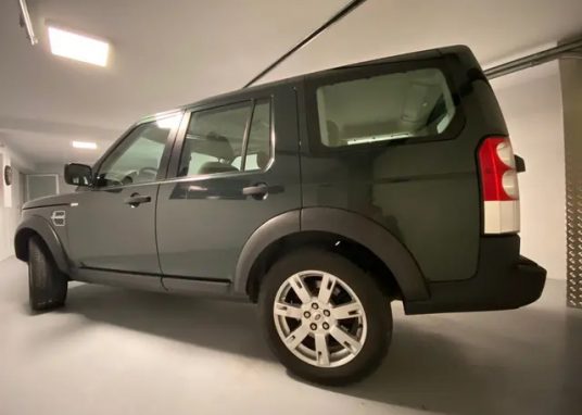Land Rover Discovery 2011