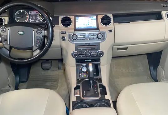 Land Rover Discovery 2011