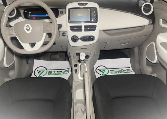 Renault ZOE 2016