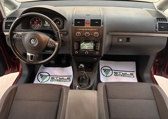 Volkswagen Touran 2013